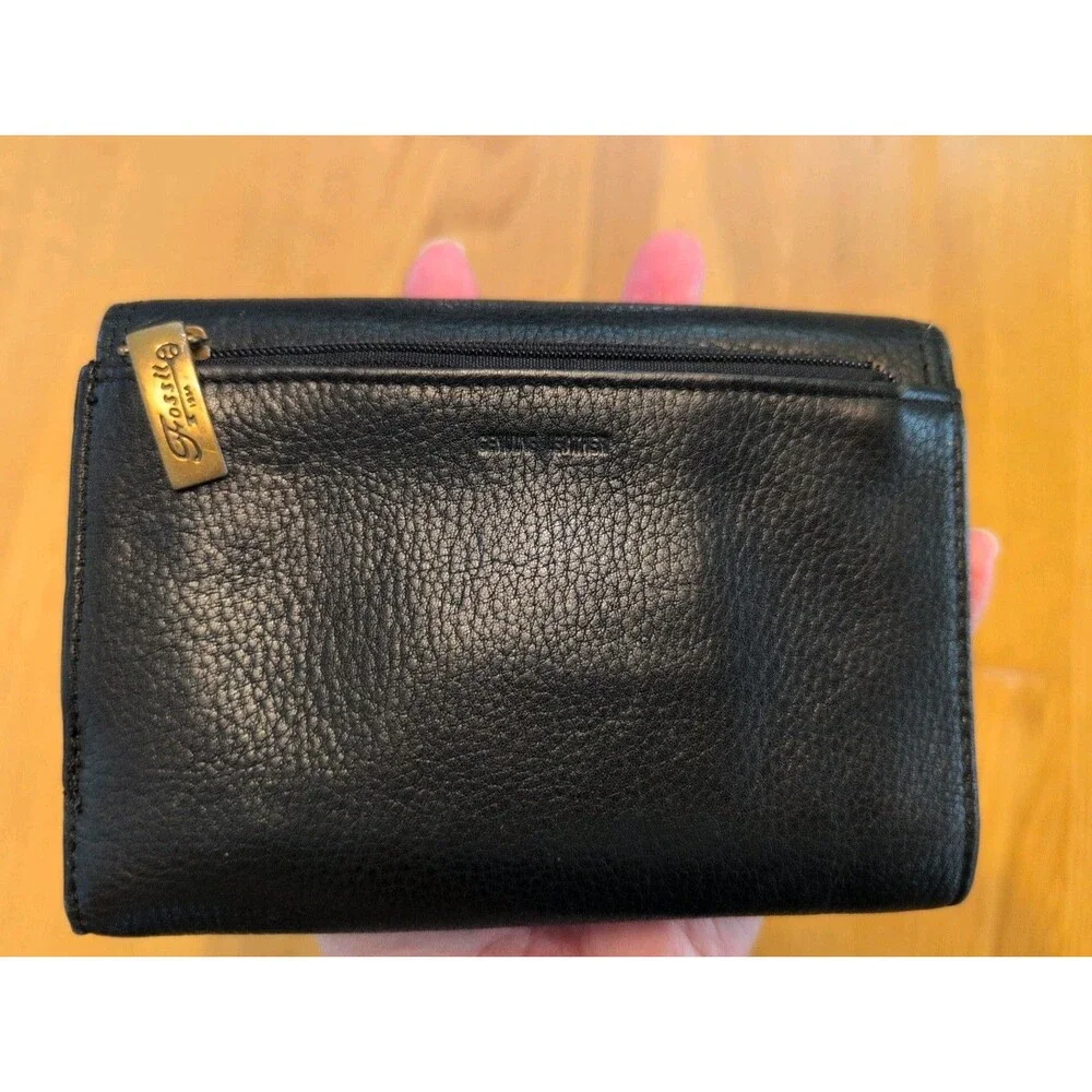 Fossil Tri Fold Black Pebbled Leather Wallet top Zip Lots Of Card Holders 5.5x4